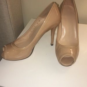 Stuart weitzman pumps